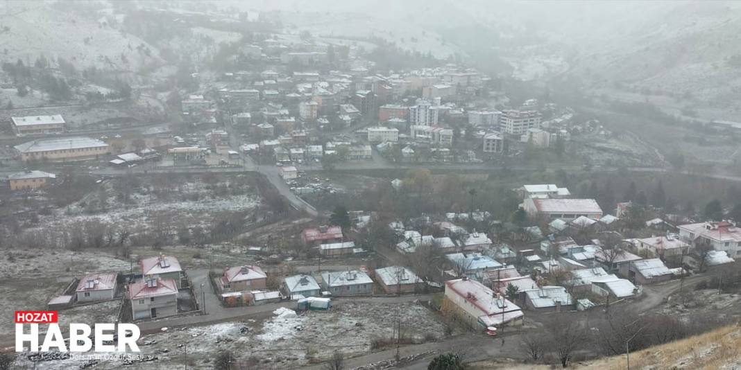 Pülümür'de Kar, Köy Yollarını Kapattı 1